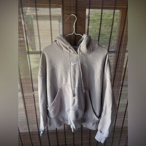 Like-New Oversized Nike Hoodie